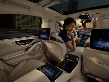 Mercedes Klasa S z gwiazdami